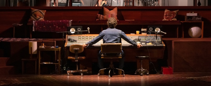 Review: STEREOPHONIC at National Theatre