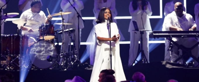 CeCe Winans Wins Artist of the Year at Dove Awards