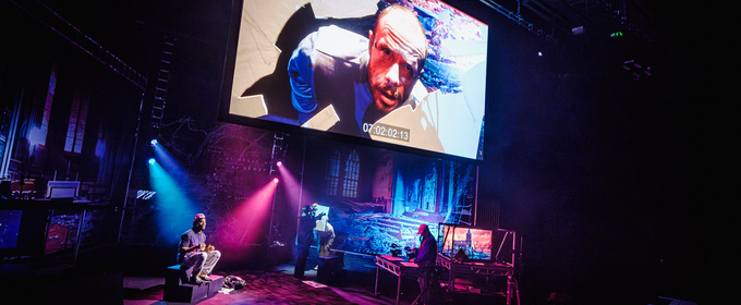 Photos: In Rehearsal for WAR OF THE WORLDS From imitating the dog