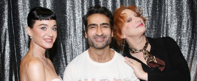 Photos: Katy Perry Visits the OH, MARY! Cast Backstage Photo