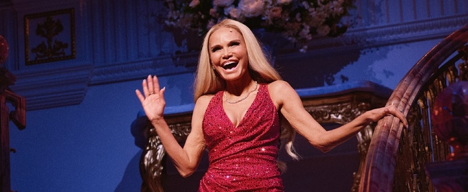 Photos: Kristin Chenoweth Takes Bows and Signs Autographs at THE QUEEN OF VERSAILLES First Preview Photo