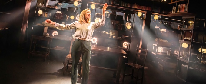 Review Roundup: BEAUTIFUL LITTLE FOOL at Southwark Playhouse