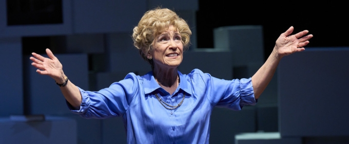 Photos: First Look At BECOMING DR. RUTH At Cleveland Play House Photos