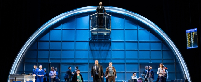 Review: FLIGHT at Her Majesty's Theatre, Adelaide Festival Centre