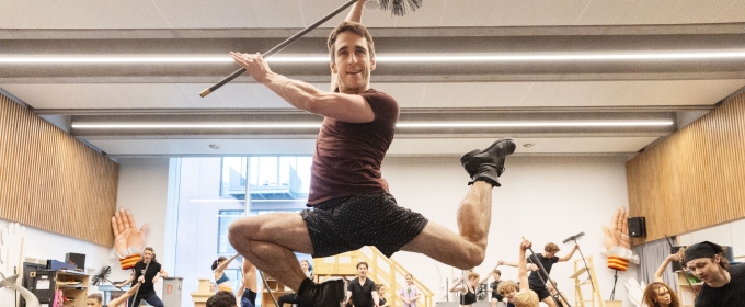 Photos/Video: MARY POPPINS UK Tour in Rehearsal