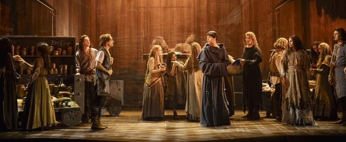 LOS PILARES DE LA TIERRA encara su despedida definitiva de la Gran Vía este domingo 12 de abril