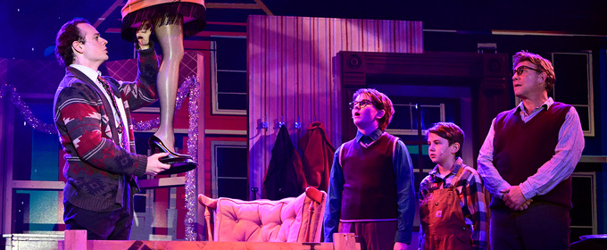 Review: A CHRISTMAS STORY at Broadway Palm Dinner Theatre