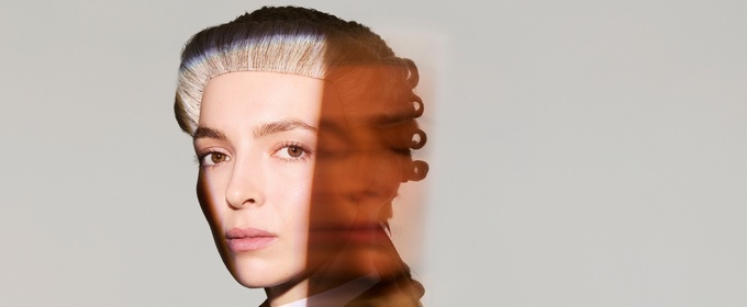 Photos: First Look at Jodie Comer Ahead of PRIMA FACIE UK & Ireland Tour