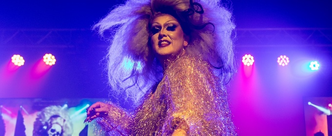 Tollie Parton Will Host Royal Countess Zingara’s New Year’s Eve Show at Century City