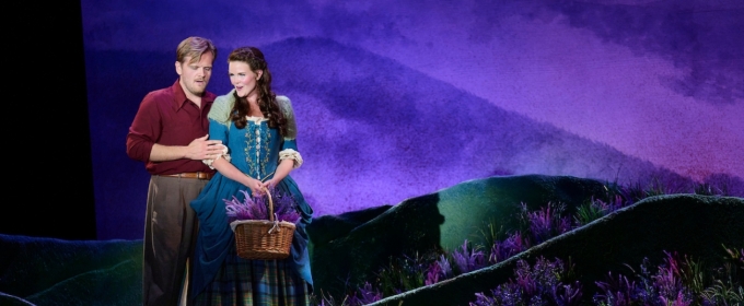 Review: BRIGADOON at Village Theatre