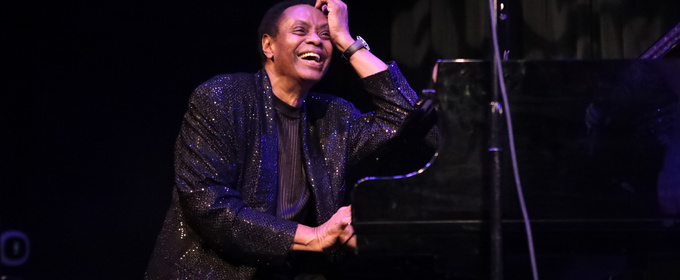 Copeland Davis and Avery Sommers to Perform at LIVE AT THE SUNSET LOUNGE