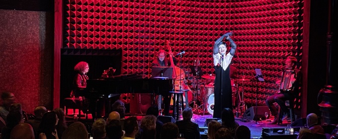 Review: The Ever Divine Kim David Smith Dazzled In COMME UNE FOLLE at Joe's Pub