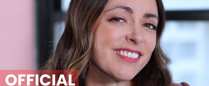 Watch: Desi Oakley’s 'Christmas on the Coast' Music Video