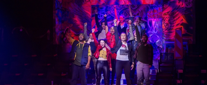 Global Roundup 9/27 - ALMOST FAMOUS, Rob McClure As MRS. DOUBTFIRE, and More! Image