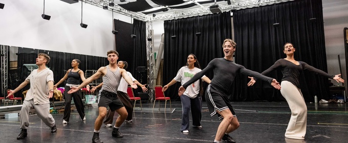 Photos: CINDERELLA Pantomime in Rehearsal at Hackney Empire