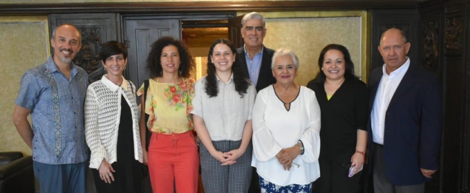 Recibe Daniela Arroio El Premio Bellas Artes De Obra De Teatro Para Niñas, Niños Y Jóvenes “Perla Szuchmacher” 2024