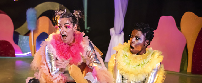 TAKE FLIGHT: Innovative Aerial Theatre for Babies to Tour England