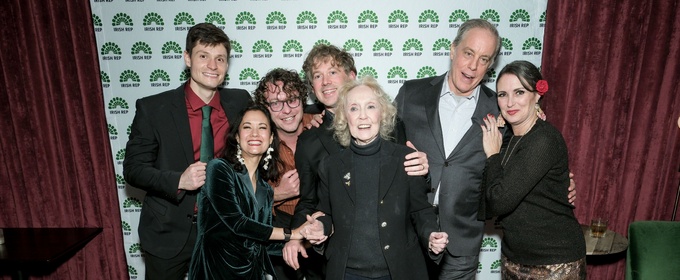 Photos: IT'S A WONDERFUL LIFE Celebrates Opening Night at Irish Rep Photo