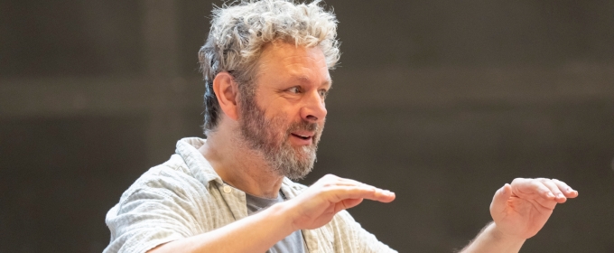 Photos: Michael Sheen and More in Rehearsal For NYE at the National Theatre Photo