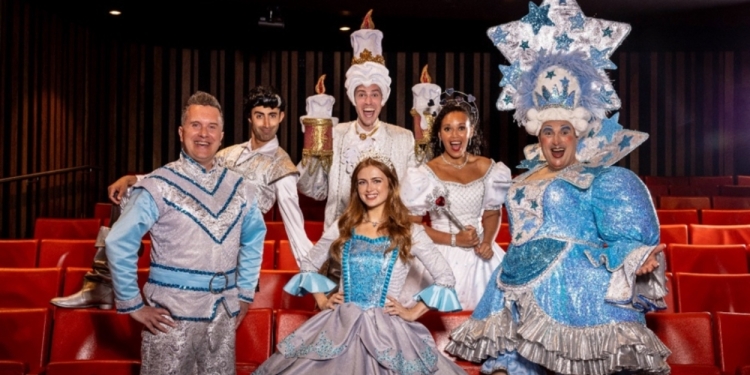 Cast Set for BEAUTY AND THE BEAST PANTO at Marlowe Theatre Canterbury