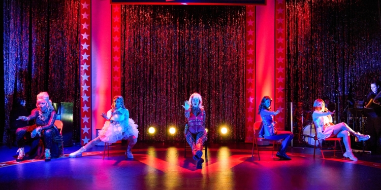 Photos: First Look at FIVE: THE PARODY MUSICAL Photo