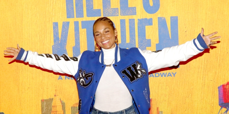 Photos: Alicia Keys & HELLS KITCHEN Company Get Ready for Broadway Photo