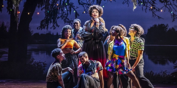 Photos: First Look at MIDNIGHT IN THE GARDEN OF GOOD AND EVIL at Goodman Theatre Photo