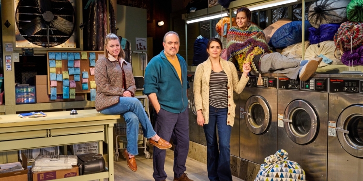 Photos: Get a First Look at Cecily Strong & More in BROOKLYN LAUNDRY World Premiere Photo