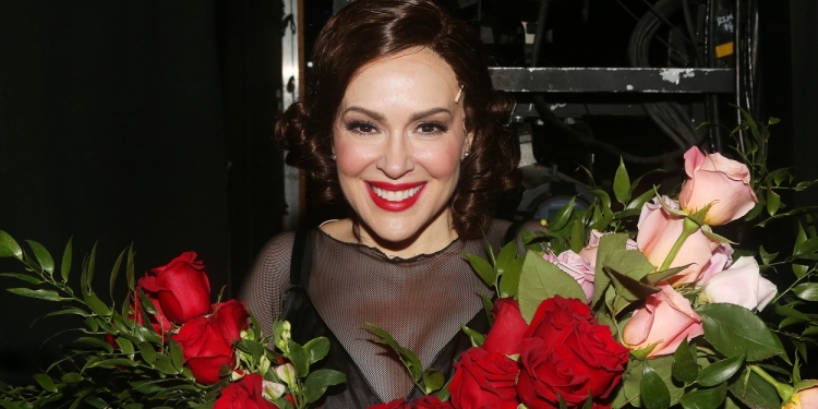 Photos: Alyssa Milano Makes her Broadway Debut in CHICAGO Photo