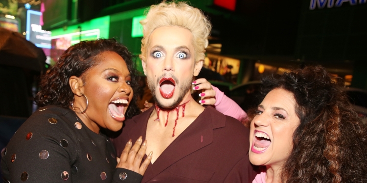 Photos: Stars Arrive at DEATH BECOMES HER on Opening Night Photo