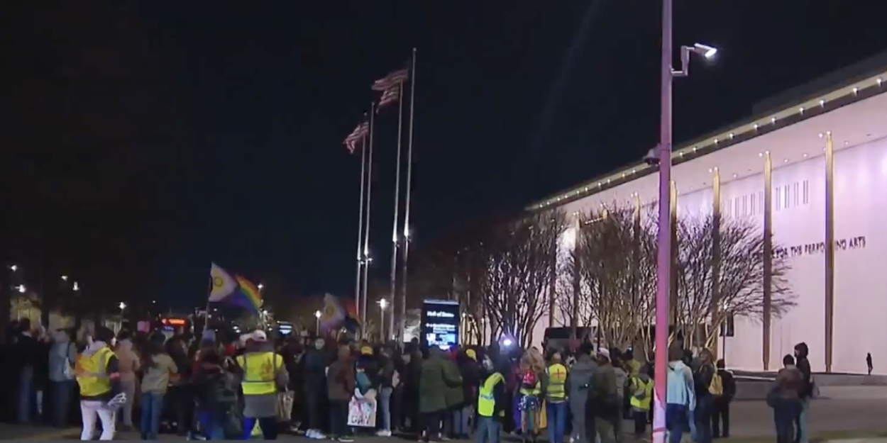 VIDEO: Drag Artists March for LGBTQ+ Representation at Kennedy Center Photo