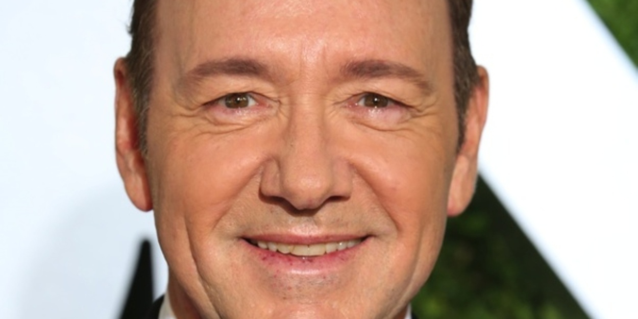 Actor Settles Claim Against Theatre in Kevin Spacey Assault Case Photo