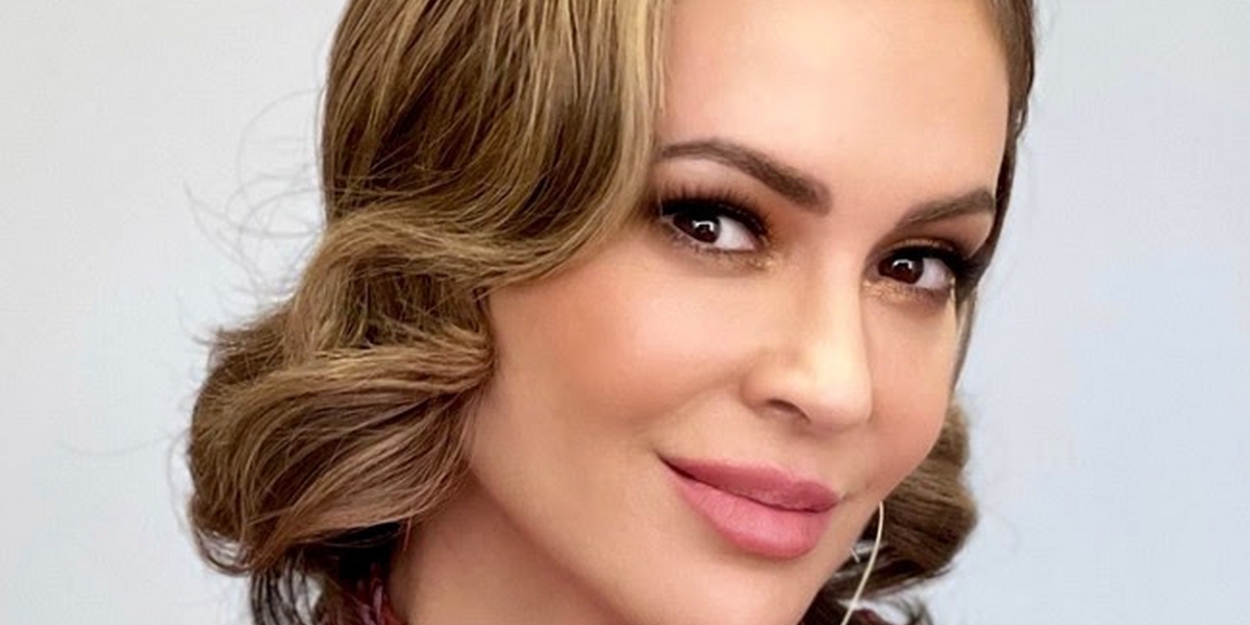 Alyssa Milano Will Join the Broadway Cast of CHICAGO Next Month  Image