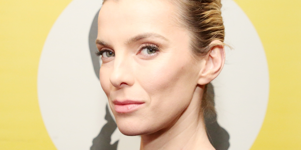 Betty Gilpin to Star in OFFICE ROMANCE Netflix Movie