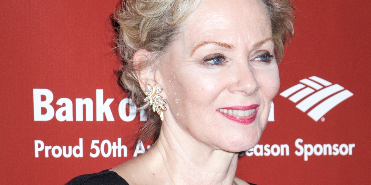 Jean Smart Will Lead A CIRCLE IN THE WATER Reading  Image