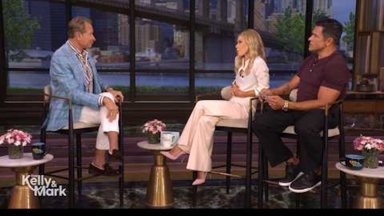 Carson Kressley on New Podcast OFF THE CUFF and His Horse Show Win in Kentucky Video