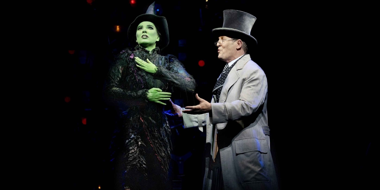 Cast Set For WICKED in Perth Photo