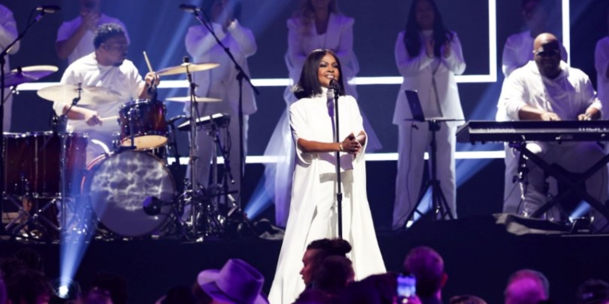 CeCe Winans Wins Artist of the Year at Dove Awards  Image