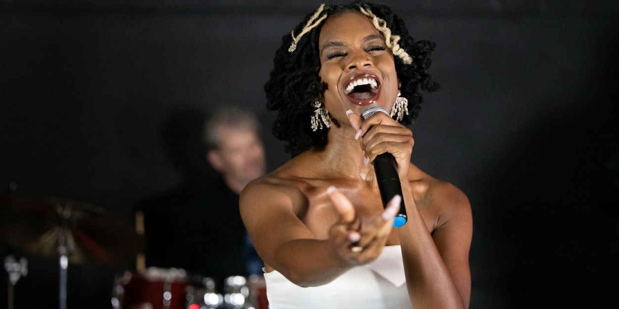 Pompano Beach Arts to Present TIMELESS TIDINGS: A HOLIDAY CONCERT Featuring Ebony Carlson 