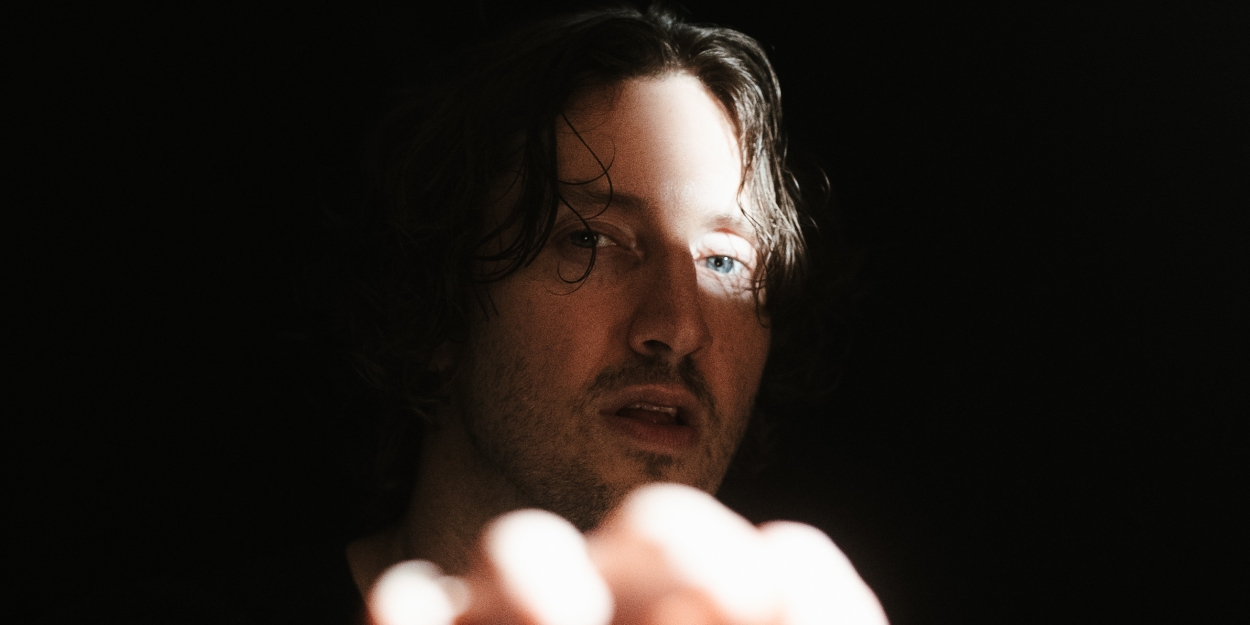 Dean Lewis Releases New Single 'With You'  Image