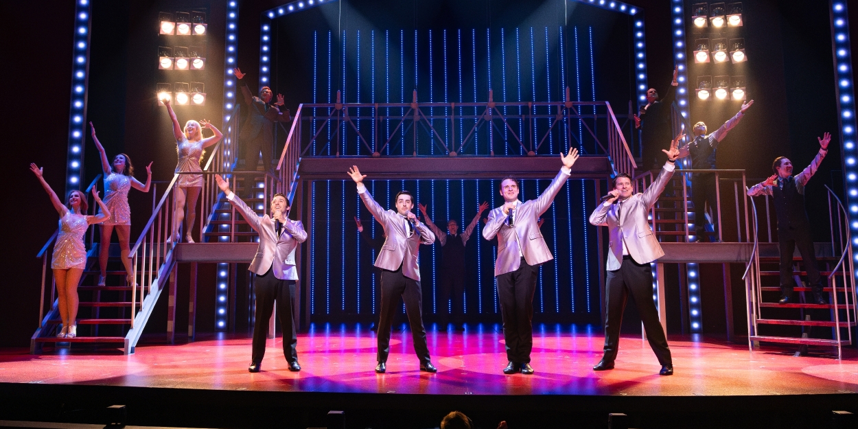 Exclusive Photos: JERSEY BOYS at Walnut Street Theatre Photo