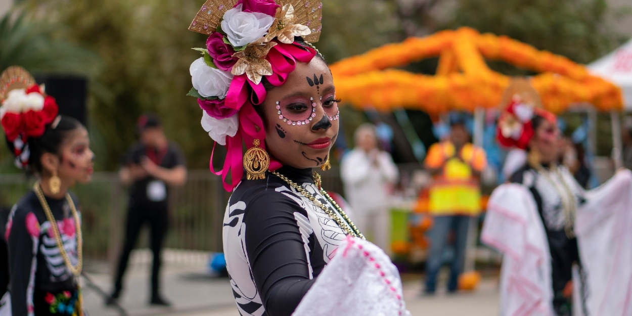 Gloria Molina Grand Park's Day of the Dead Celebration Returns Next Month  Image