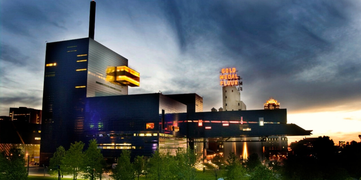 Guthrie Theater Reports Dramatic Fiscal Turnaround with Reduced Deficit Photo