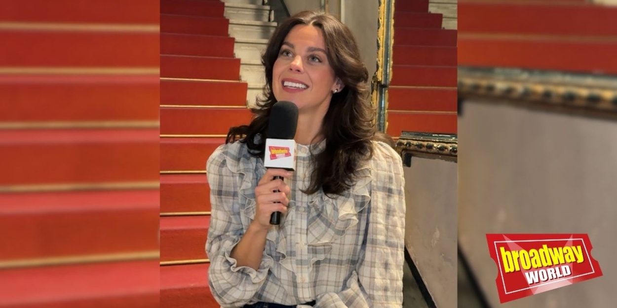 Interview: Hablamos con Clara Alvarado sobre su papel en ATRAPADAS EN LA OFI Photo