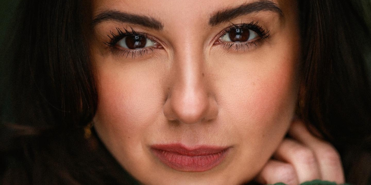 Interview: 'It's So Rewarding': Actor Zizi Strallen on Taking on The Role of Glinda in WICKED Photo