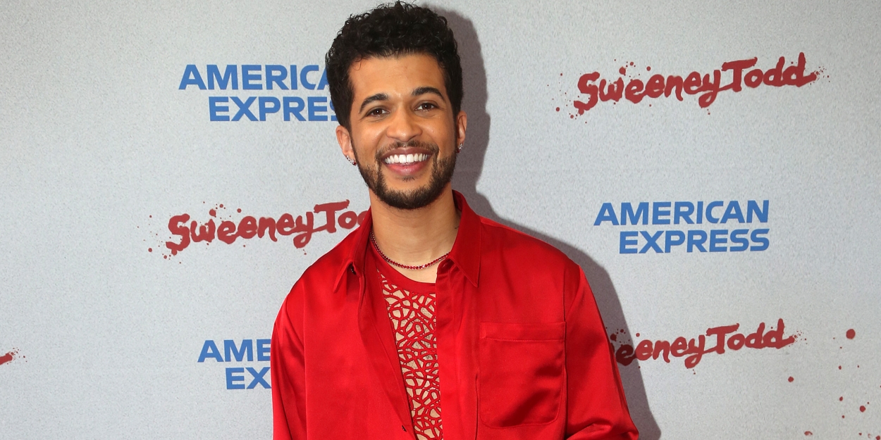 Jordan Fisher, Alyssa Milano & More to Join Broadway Flea Market & Grand Auction Autograph Table & Photo Booth Photo