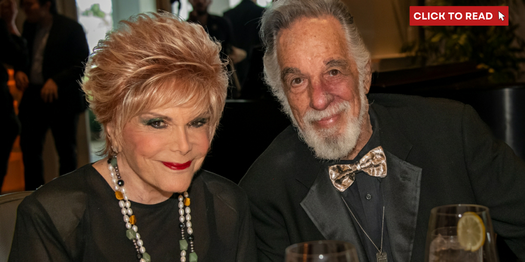 Legendary Singer Connie Francis Presents Renowned Artist Yaacov Heller with Award - Vimarsana News