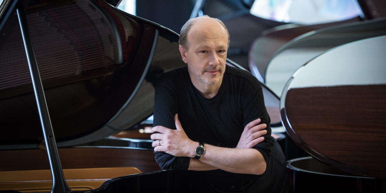 洛杉矶室内乐团邀请享誉世界的钢琴家马克-安德烈·哈梅林参与全法国音乐计划