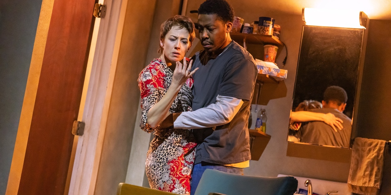 Carrie Coon and Namir Smallwood in BUG on Broadway Carrie Coon and Namir Smallwood in BUG on Broadway