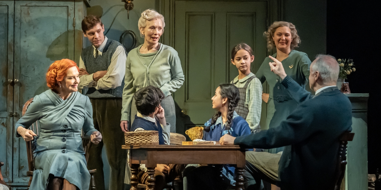Photos: First Look At DEAR OCTOPUS At The National Theatre Photo